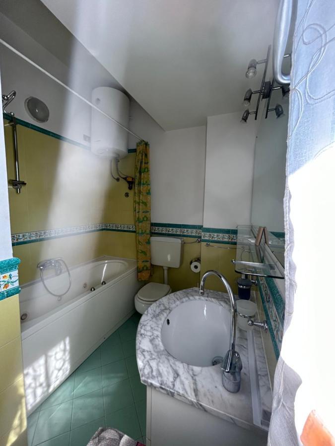 Attico Mansardato Affacciato Sul Cuore Di Brescia Bagian luar foto