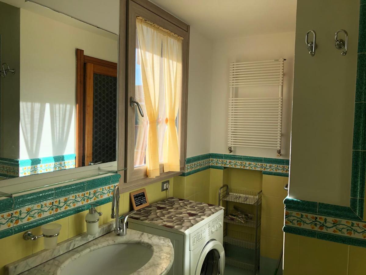 Attico Mansardato Affacciato Sul Cuore Di Brescia Bagian luar foto